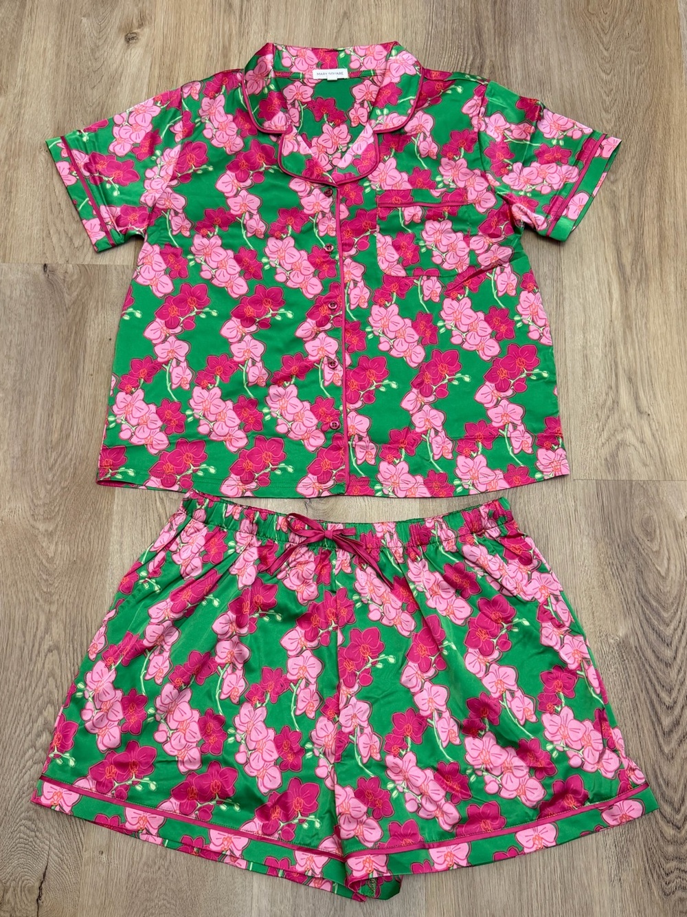 Mary Square Floral Short-Sleeve Pajama Set — Pink & Green